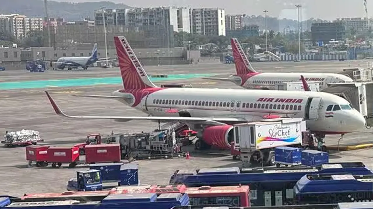 আকাশপথে পাকিস্তান নিষেধাজ্ঞা বাড়াল ভারতের ওপর