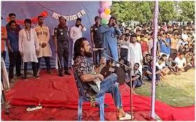 কারাগারে গান গেয়ে ভাইরাল নোবেল