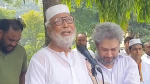 বঙ্গবীর কাদের সিদ্দিকী অঝোরে কাঁদলেন স্ত্রীর জানাজায়